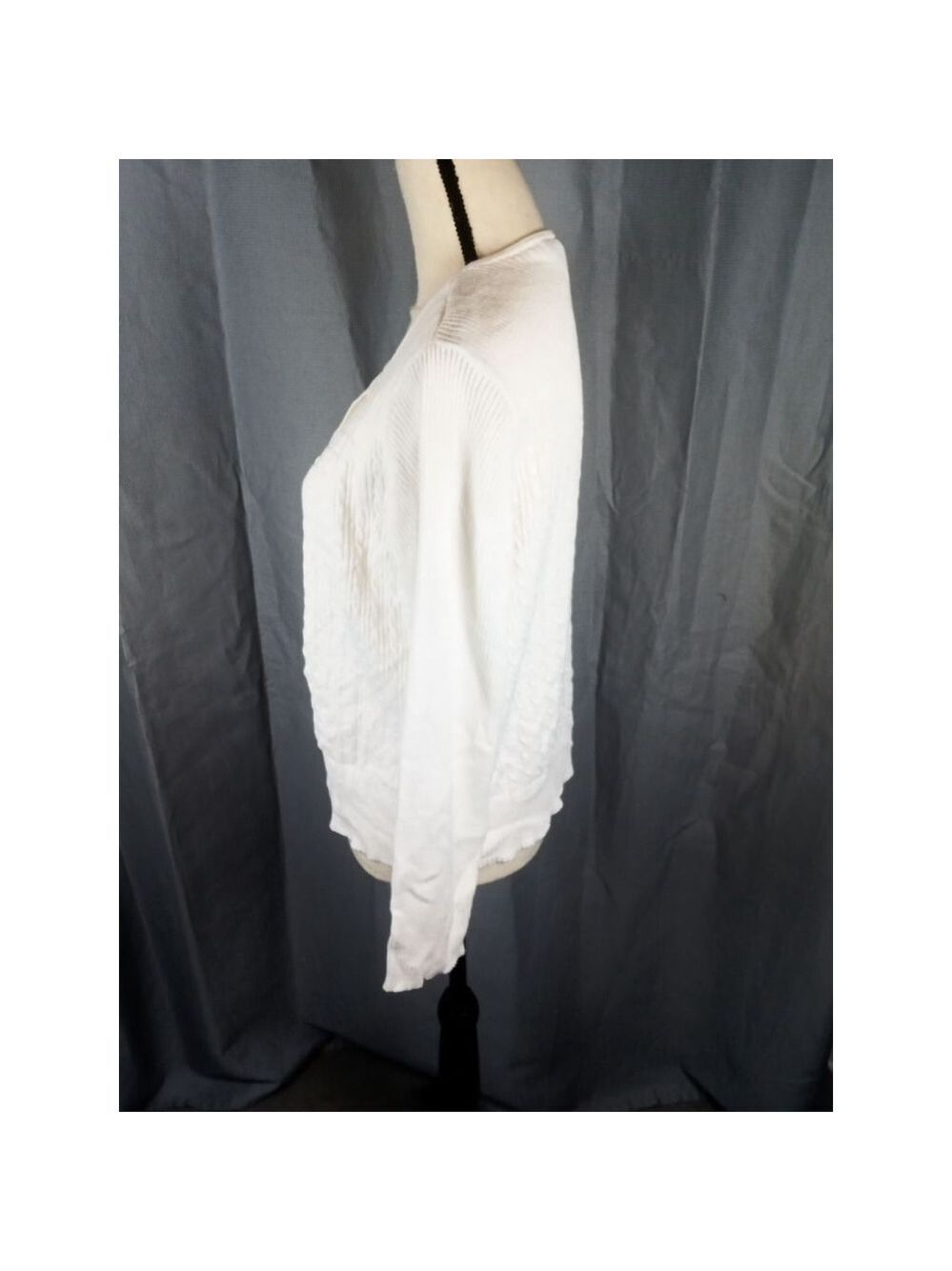 Women's Liz Claiborne Petite Cardigan MP White - Picture 2 of 4